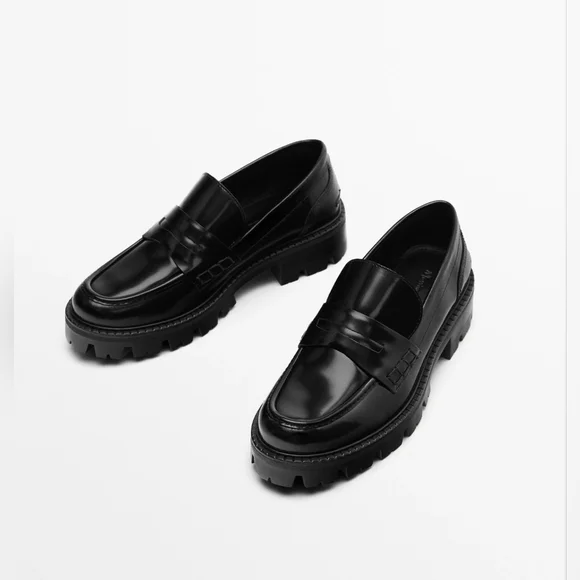 Massimo Dutti Leather Loafers with Track Sole - Picture 9 of 10